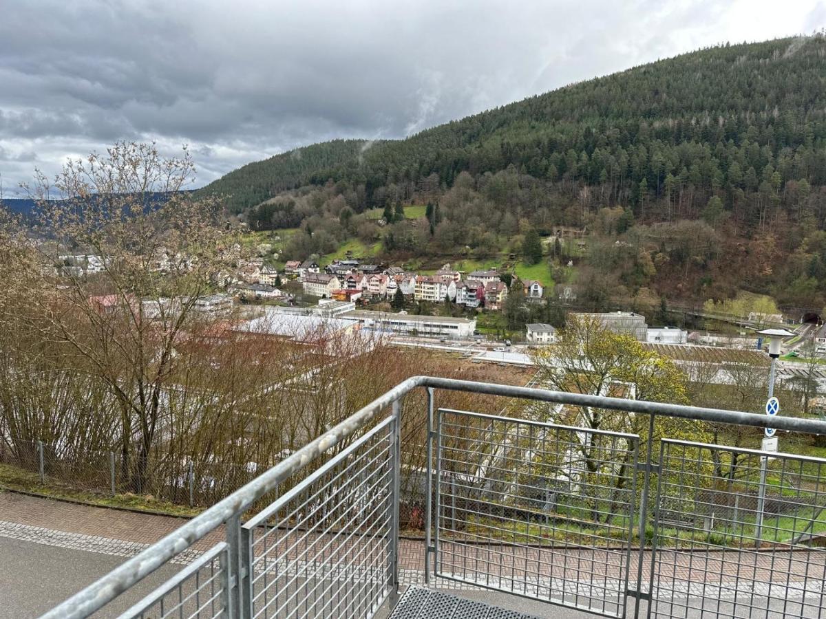 Appartement Schwarzwald Maedl à Bad Wildbad Extérieur photo